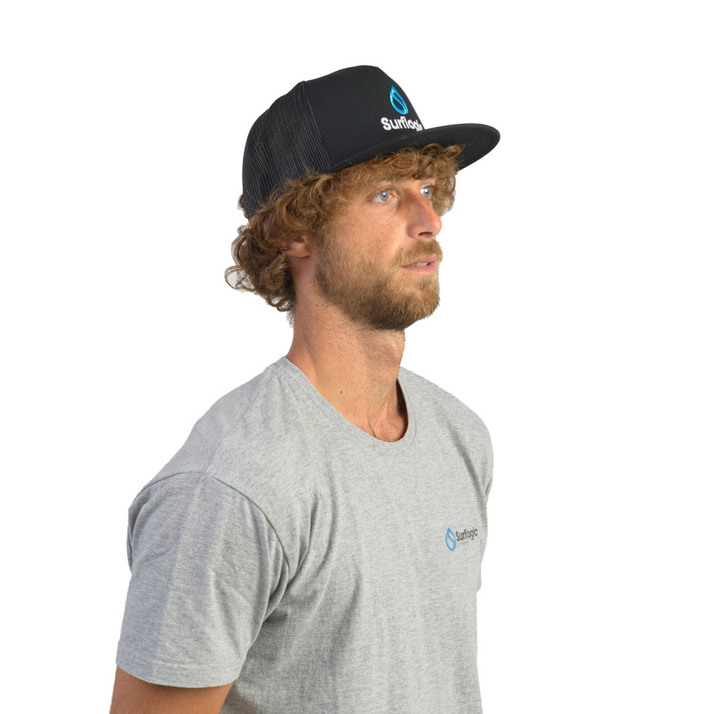GORRA SURFLOGIC FLAT TRUCKER NEGRO